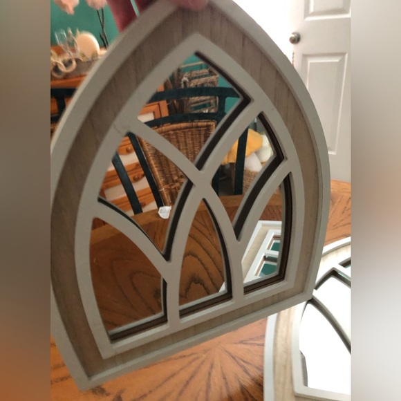2 Decorative Arch Mirrors - Picture 3 of 4